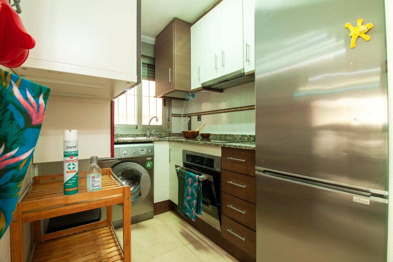 El Apartamento De Maria Jose Lägenhet Torrevieja Exteriör bild