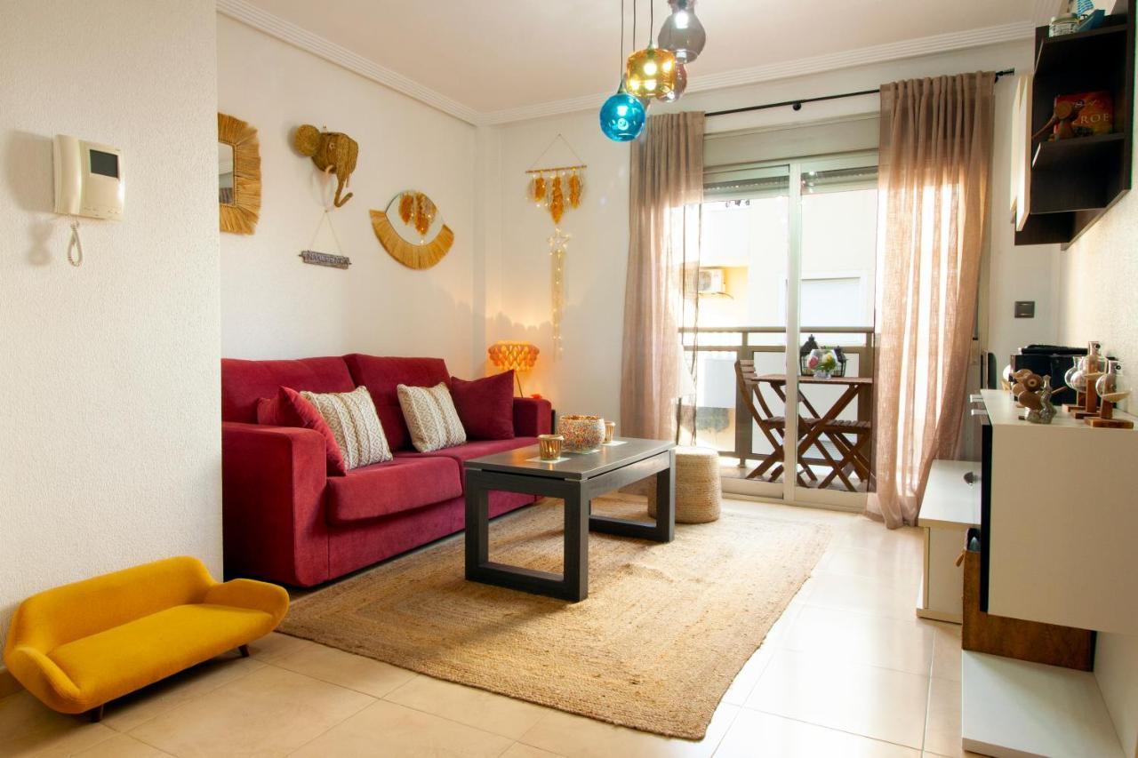 El Apartamento De Maria Jose Lägenhet Torrevieja Exteriör bild