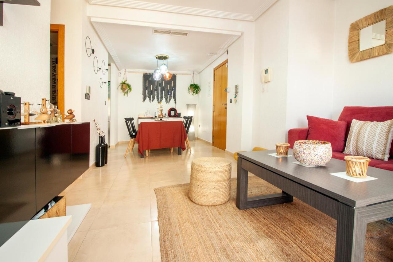 El Apartamento De Maria Jose Lägenhet Torrevieja Exteriör bild