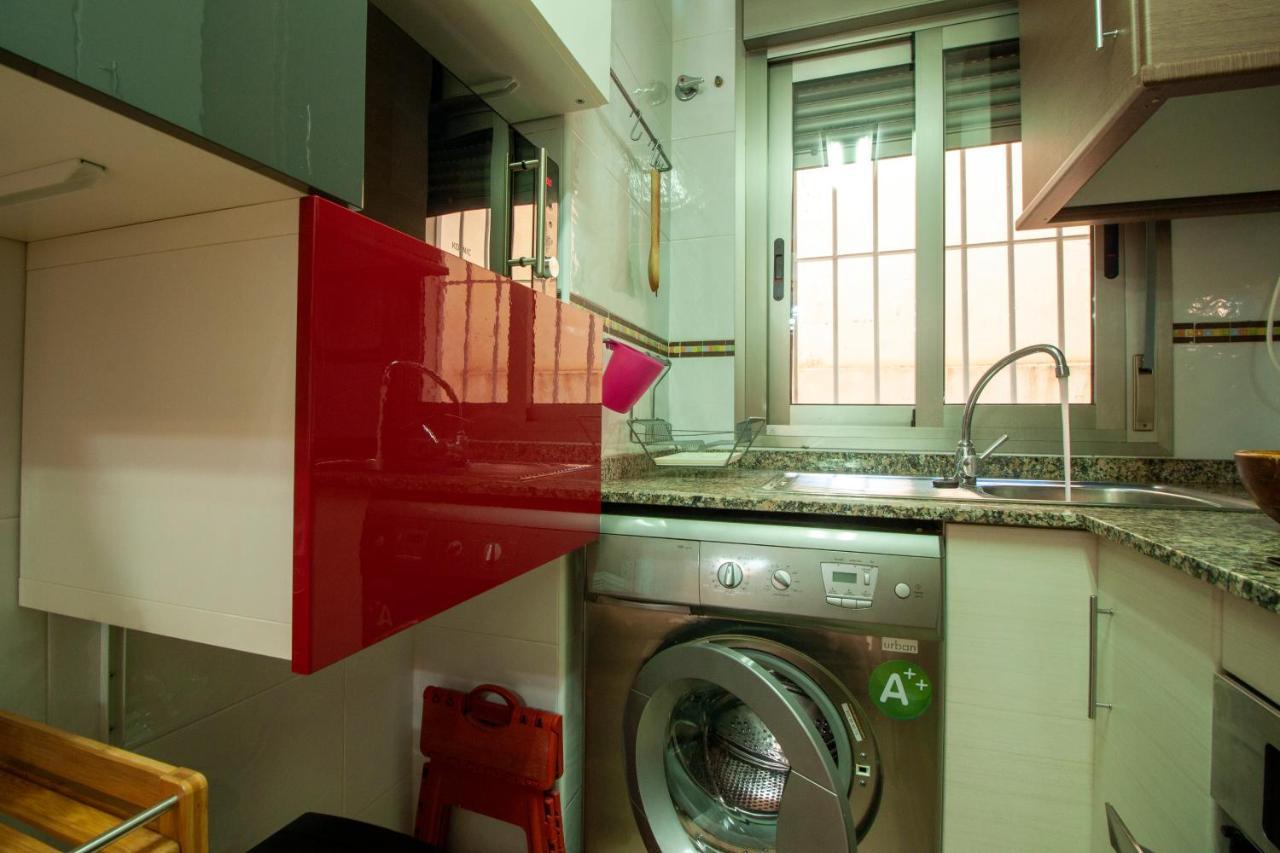 El Apartamento De Maria Jose Lägenhet Torrevieja Exteriör bild