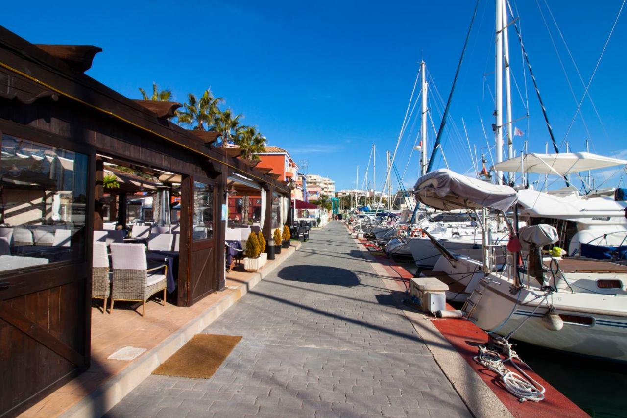 El Apartamento De Maria Jose Lägenhet Torrevieja Exteriör bild